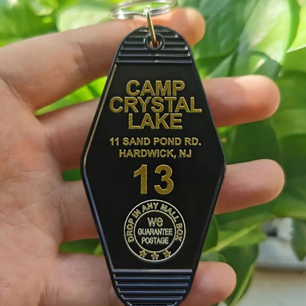 🩷5/$15🩷 Crystal Lake keychain